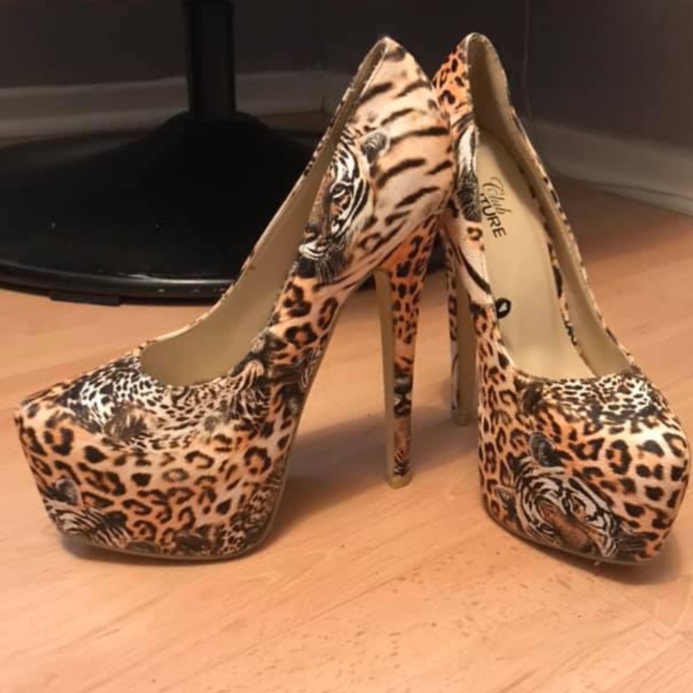Platform shoes